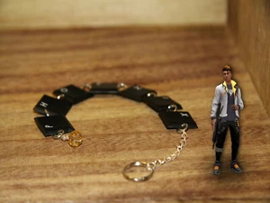 A&A UNIQUE - PHOENIX - VALORANT HANDMADE KEYRING MADE WITH USED KEYCAPS - Picture 1 of 5