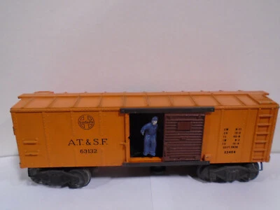 1949 VINTAGE LIONEL #X3464 AT&SF SANTA FE OPERATING BOX CAR IN EXCELLENT CONDIT - Image 1 of 4