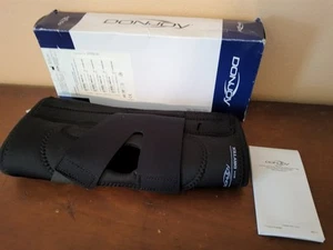 DONJOY DRYTEX LAT J HNG KNEE, LT, S NEW MEDIUM - Picture 1 of 2