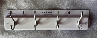 Nuevo Mainstays, Tablero de Gancho, Tablero de Gancho Blanco de 18 pulgadas con 4 Ganchos de Níquel Satinado Foto 1 de 2