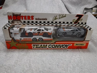 Matchbox Team Convoy Hooters Restaurants Racing Transporter Set - Image 1 of 4