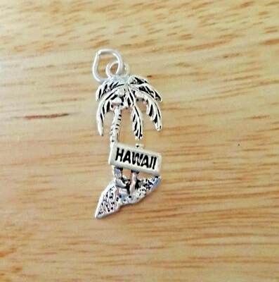 Sterling Silver 24x13mm says Hawaii on a Palm Coconut Tree Beach Charm - Image 1 of 3