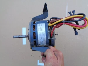 Emerson KA55HXFBK-1120 Condenser Fan Motor 208-230V 8101-566 RPM 1050/2 HP 1/4 - Picture 1 of 2