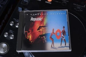 NEW ORDER REPUBLIK 1993 DEUTSCHLAND CD SILBER KREIS INNEN - Bild 1 von 5