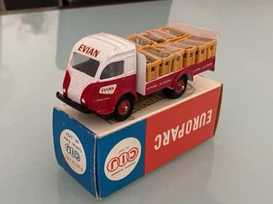 Jouet Ancien CIJ Europarc camion Renault 2.5 T Brasseur Evian 3/94 - Foto 1 di 11