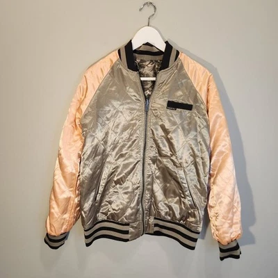 Camuflagem floral cetim reversível bombardeiro somente membros neutra - Tamanho M - Imagem 1 de 4