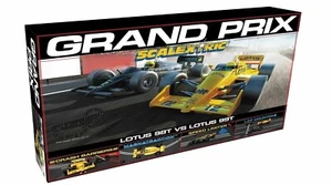 371196 SCALEXTRIC 1980'S GRAND PRIX LOTUS 1:32 SCALE MODEL SLOT CAR & TRACK SET - Picture 1 of 6