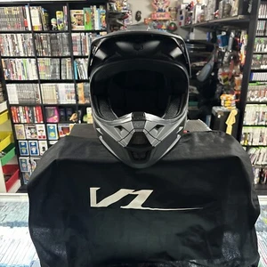 Fox Racing V1 MATTE BLACK XL Motocross Helmet - Picture 1 of 19