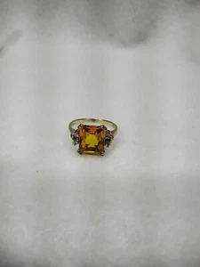 Modischer Ring 10 Karat Gelbgold Citrin und Diamant Größe 5 - Bild 1 von 3