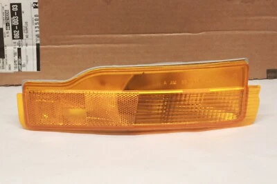 NOS 1995-99 Pontiac Sunfire ámbar señal de giro lente lámpara carcasa 5976770 diestro Foto 1 de 4