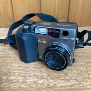 Olympus Digital Camera Camedia C-3000 Zoom 3.3MP Black Not Working For Repair - Picture 1 of 4