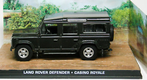 Land Rover Defender Casino Royale  + Magazine 1:43 Scale Diecast
