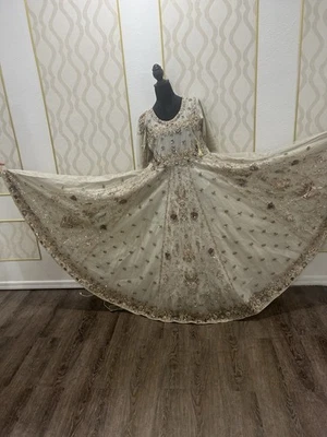 Vestido de novia Foto 1 de 4