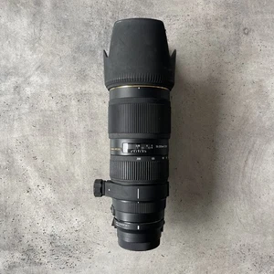 Sigma 70-200mm f/2.8 EX APO DG OS HSM Lens - Canon EF FREE MC-11 Sony E Adapter - Picture 1 of 7