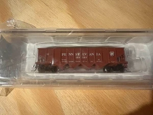 N Scale - (Bowser) 38120 H21 4 Bay Coal Hopper "Pennsylvania" #189183 NIB - Picture 1 of 2