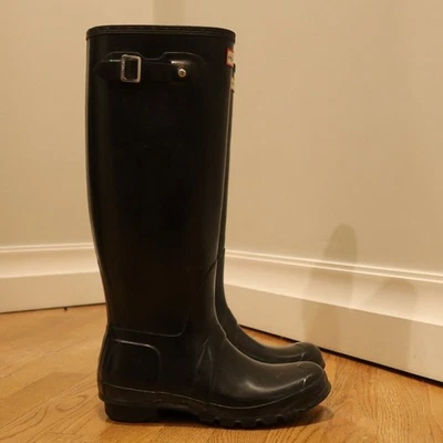 HUNTER Original tall rain boots rubber matte black buckle waterproof 8 gorpcore - Image 1 of 4