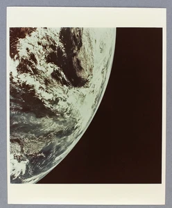 APOLLO 11 Earth USA on way to MOON vintage NASA photograph (printed circa 1975) - Picture 1 of 4