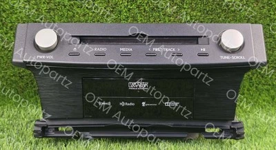 Unidad principal reproductor de CD radio HD Lexus RC350 RCF 2016-2018 Gracenote XM 86130-24021 Foto 1 de 4