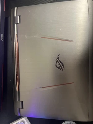 Laptop ASUS ROG G701VIK Intel Core I7 GeForce GTX 1080 8GB 477GB SSD Windows 10 - Bild 1 von 4