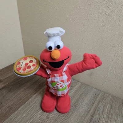 2006 Elmo Sesame Street Pizza Pie Maker Chef Sings & Dances *** TESTED & WORKING - Image 1 of 4