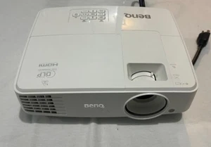 BenQ MS524 13000:1 3200 Lumens 800x600 DLP Projector -TESTED/RESET - Picture 1 of 8