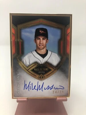 2020 TOPPS TRANSCENDENT HALL OF FAME AUTO MIKE MUSSINA ORIOLES THOM-MM 24/25 - Image 1 of 4