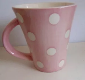 Pretty Pink & White Polka Dot 10 oz Ceramic Cup Mug  EUC - Picture 1 of 2