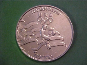 1998 Nagano Winter Olympics / Hockey  ------  Uncirculated - Picture 1 of 2