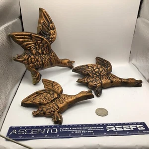 Vintage Plaster ? Retro Flying Wall Ducks Set 3 Black Gold - Picture 1 of 22