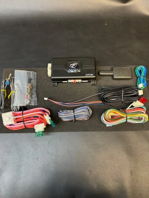 Clifford 4203X Remote Start with Responder One Button 2-Way Remote - Image 1 of 4