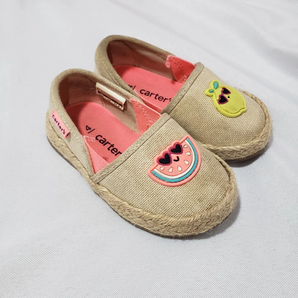 Sapato Carters Slip On Espadrille Lona Frutas Enfeitado Criança Tamanho 4 Bronzeado - Imagem 1 de 4
