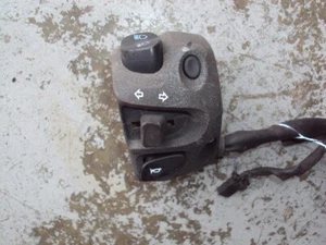 Interruptor de señal de giro Yamaha FZ6 FZ-6 2009-2016 G3 - Imagen 1 de 2