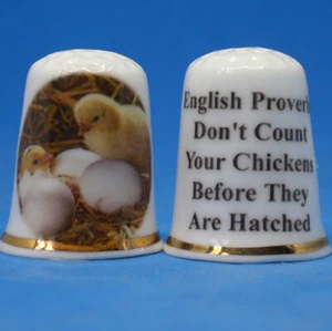 Birchcroft Fingerhut - Englische Sprichwörter - Zähle deine Hühner nicht - Kuppelbox - Bild 1 von 3