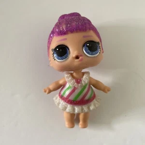 LOL Muñeca Sorpresa Brillo Sieres 3" Muñeca Rosa y Verde Vestido Con Pelo Púrpura - Imagen 1 de 2