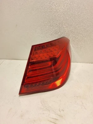 Luz trasera derecha del lado del pasajero BMW 750LI 2009-2012 7182202 Foto 1 de 4