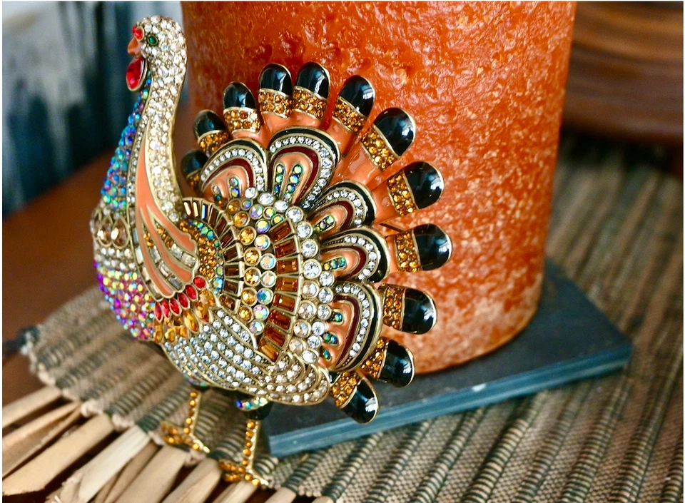 New $220 HEIDI DAUS Large TILLY Turkey Large Enamel Crystal Pin Thanksgiving - Image 1 of 4