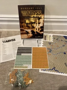 Juegos de Guidon Azul - Hungría 1945 El Abismo de las SS Sin perforar con contadores adicionales - Imagen 1 de 6