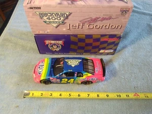 Action 1:24-scale Stock Car #24 Dupont Indy Winner Jeff Gordon - Picture 1 of 16