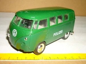WELLY Volkswagen Microbus 1962 Polizei mit Rückziehmotor, No. 49764 - Bild 1 von 3