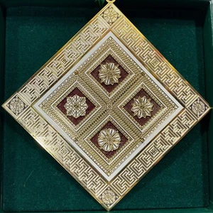 Vintage 1998 US SUPREME COURT Christmas Ornament Courtroom Coffered Ceiling 24K - Picture 1 of 8