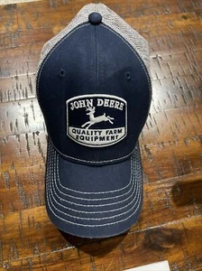 John Deere Cotton Twill Cap Navy, Weiß 70/30 Baumwolle/Poly Snapback Neu mit Etikett - Bild 1 von 4