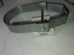 B-Line B3100-4 Pipe hanger, NEW - Picture 1 of 2