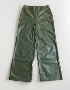 Urban Outfitters Damen Größe 30x30 olivgrün vegane Lederhose hoch & weit - Bild 1 von 3