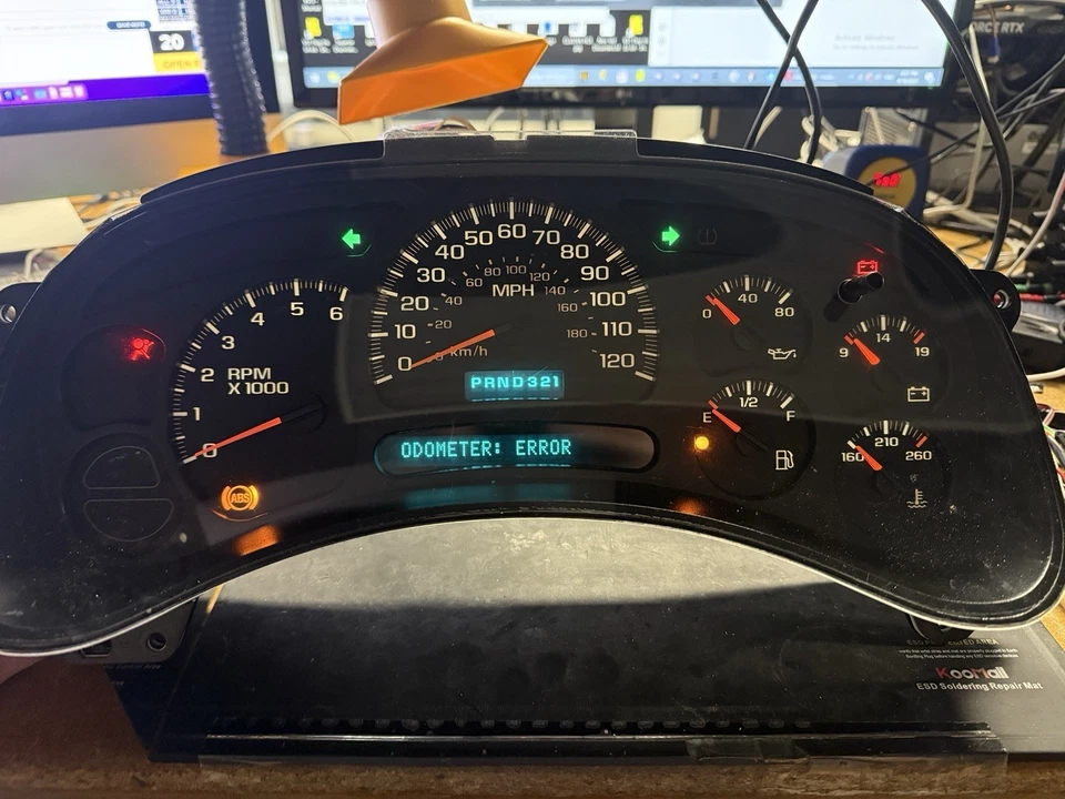 SERVICIO DE REPARACIÓN "ERROR DE ODÓMETRO" 2003-06 GM Silverado Tahoe Yukon Gauge Cluster Foto 1 de 1