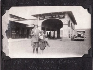 VINTAGE PHOTOGRAPH BURLINGTON RAILROAD DEPOT STATION SIGN CODY WYOMING OLD PHOTO - Picture 1 of 1