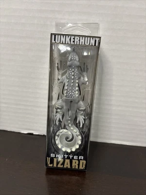 Señuelo Lunkerhunt Skitter Lizard 5,25" cebo hueco Topwater .75 oz albino brillante Foto 1 de 4
