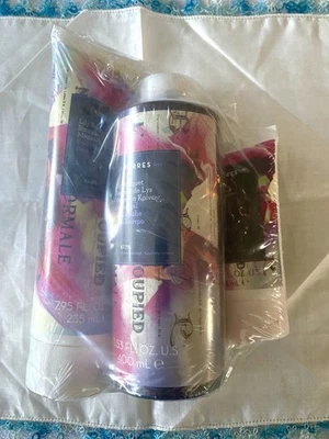 Paquete de 3 GELES DE DUCHA Y MANTEQUILLA CORPORAL Y CREMA DE MANOS KORRES RAMO LILy - NUEVO Foto 1 de 4