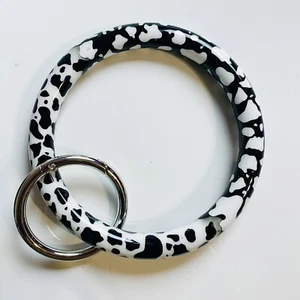 Black & White Cow Spots Keychain Bracelet Only-Keychain Wristlet - Picture 1 of 1