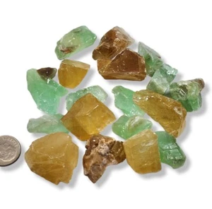 Calcite Honey and Emerald Natural Crystal Pieces Mexico 140 grams - Picture 1 of 1