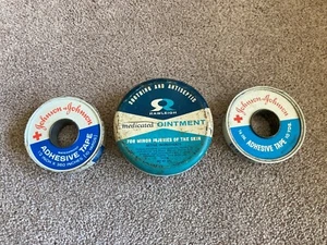 Vintage Rawleigh medizinische Salbe & (2) Johnson & Johnson Klebebandrollen - Bild 1 von 8